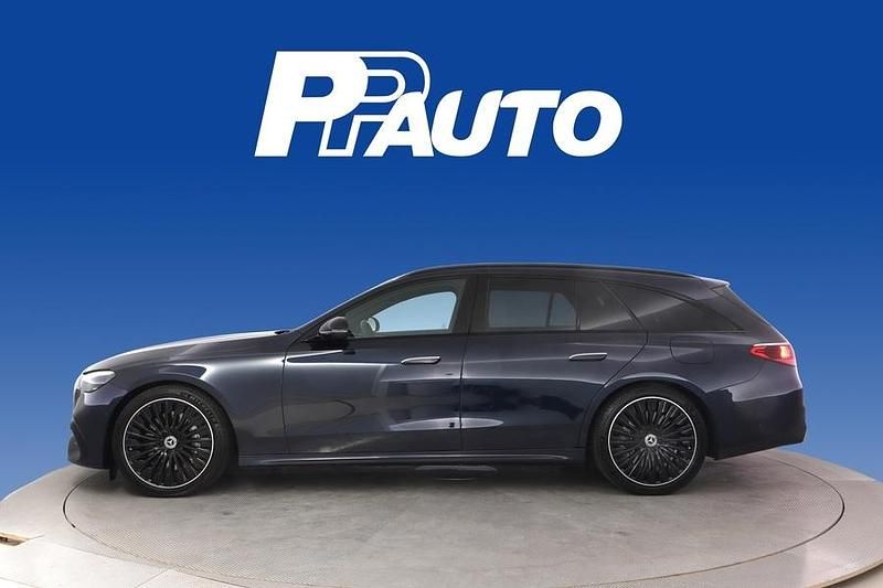 Käytetty Mercedes E300 AMG 313 HP (230 kW) 2024 Sininen Farmari