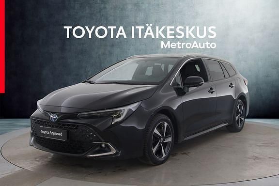 Käytetty Toyota Corolla Edition 140 HP (102 kW) 2023 Musta Farmari
