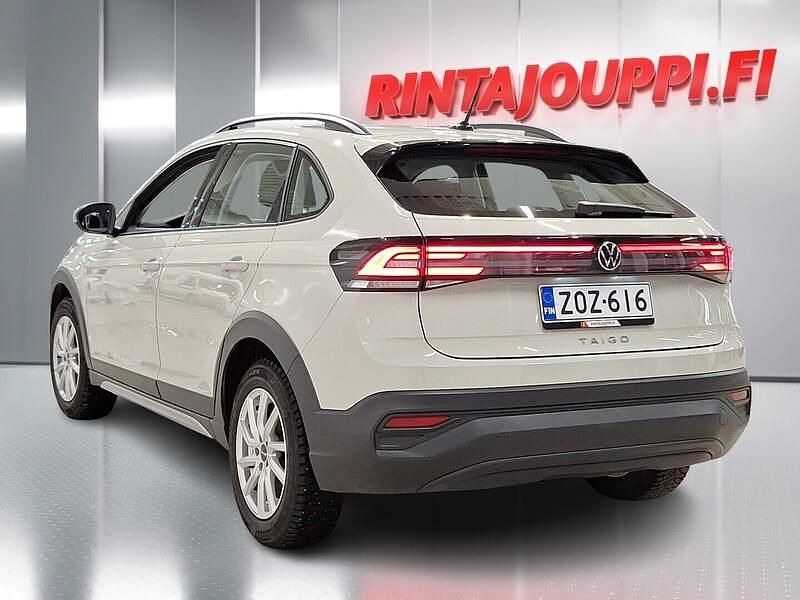 Käytetty VW Taigo Comfortline 95 HP (69 kW) 2023 Harmaa Katumaasturi