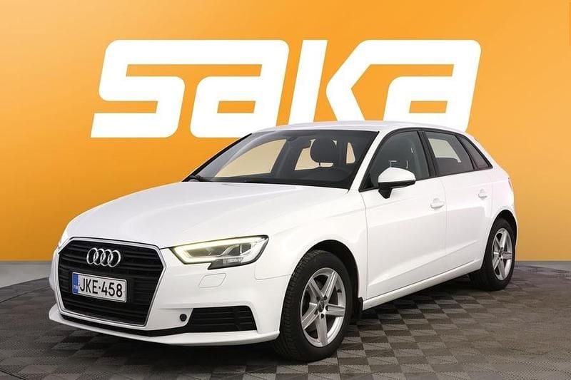 Käytetty Audi A3 Sportback Business 110 HP (80 kW) 2017 Viistoperä