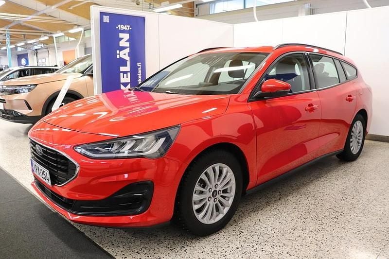 Käytetty Ford Focus 126 HP (92 kW) 2022 Punainen Farmari