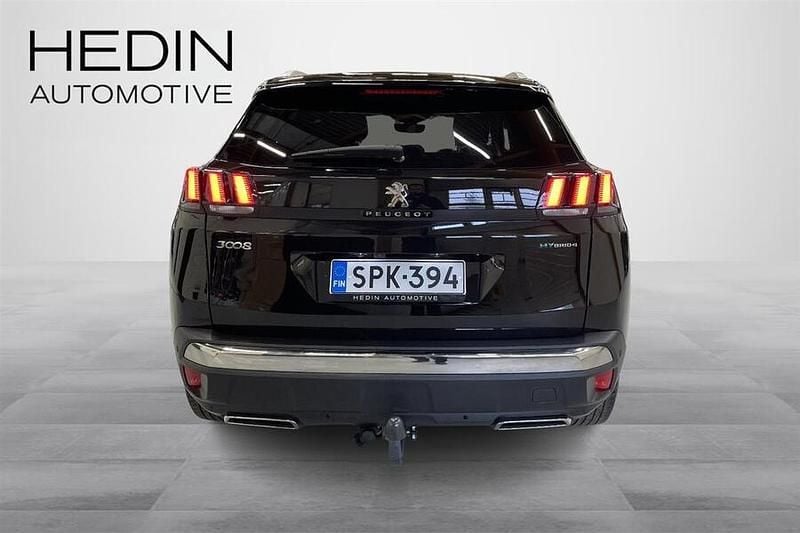 Käytetty Peugeot 3008 GT 299 HP (219 kW) 2020 Musta Katumaasturi