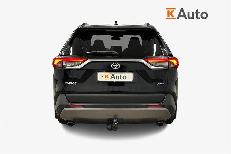 Käytetty Toyota RAV4 Multidrive S 175 HP (128 kW) 2020 Katumaasturi
