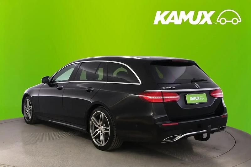 Käytetty Mercedes E220 Business 194 HP (142 kW) 2017 Musta Farmari