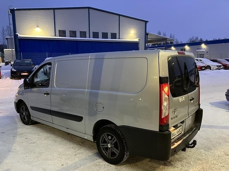 Käytetty Toyota Proace Active 128 HP (94 kW) 2016 Tila-auto