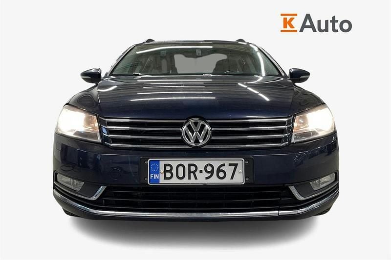 Käytetty VW Passat Comfortline 105 HP (77 kW) 2011 Sininen Farmari