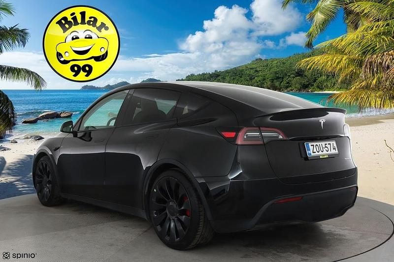 Käytetty Tesla Model Y Performance 336 kW (457 HP) 2023 Katumaasturi