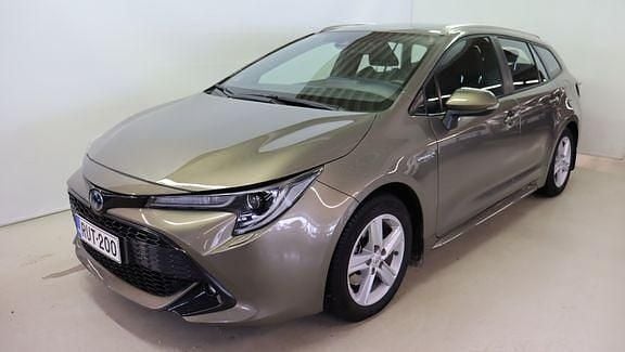 Käytetty Toyota Corolla Active 181 HP (133 kW) 2021 Ruskea (beige) Farmari