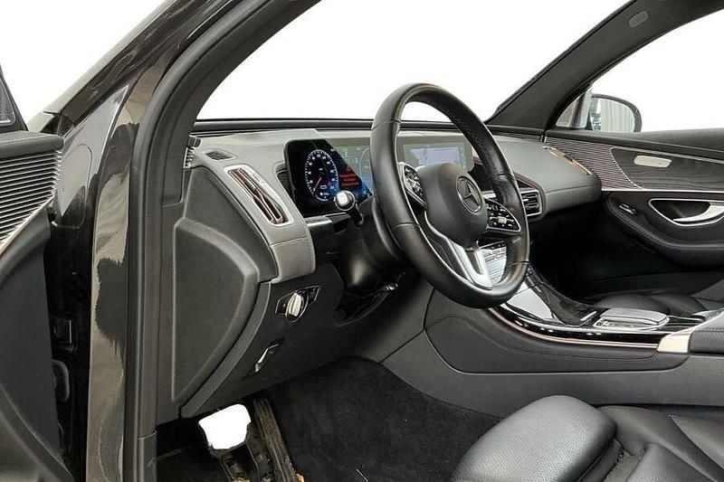 Käytetty Mercedes EQC400 AMG 300 kW (408 HP) 2021 Katumaasturi