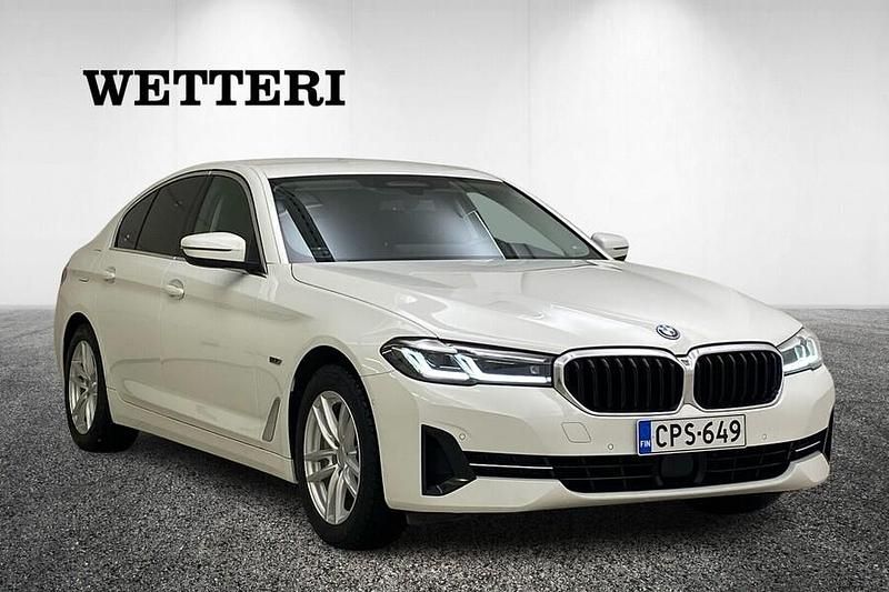 Käytetty BMW 530e 292 HP (214 kW) 2022 Valkoinen Sedan