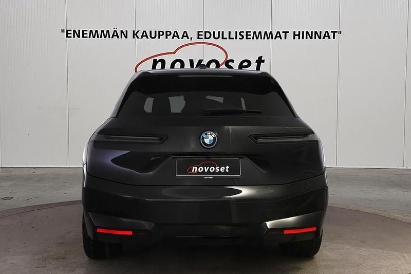 Käytetty BMW iX Sport Line 484 kW (659 HP) 2024 Katumaasturi