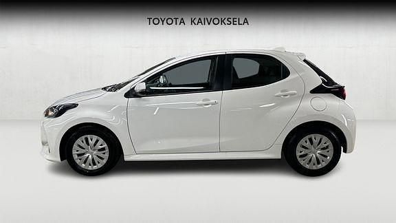 Käytetty Toyota Yaris Life 72 HP (52 kW) 2021 Valkoinen Viistoperä