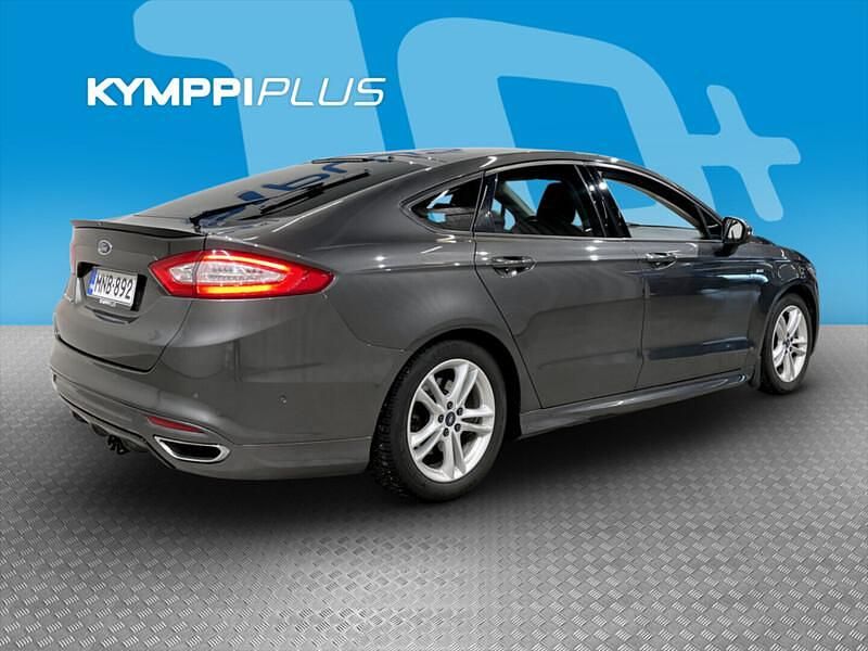 Käytetty Ford Mondeo ST-Line 150 HP (110 kW) 2017 Viistoperä