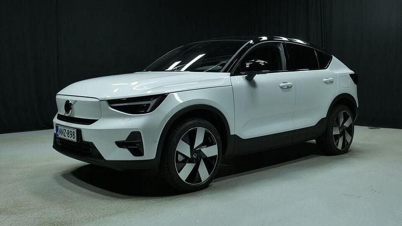 Uusi Volvo EC40 Ultra 185 kW (252 HP) 2025 Katumaasturi