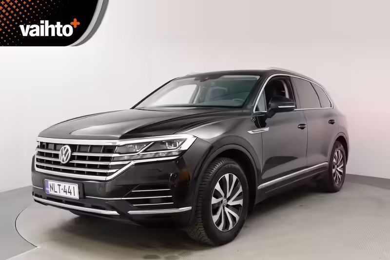 Musta Käytetty 2019 VW Touareg Elegance Katumaasturi | 45 800 € (Perustarjous) - Kuva 1/4