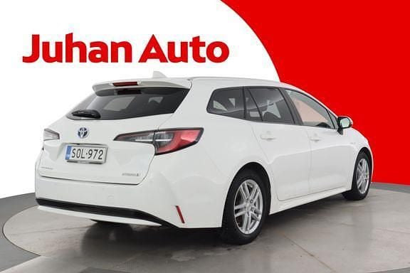 Käytetty Toyota Corolla Business Edition 122 HP (89 kW) 2020 Valkoinen Farmari