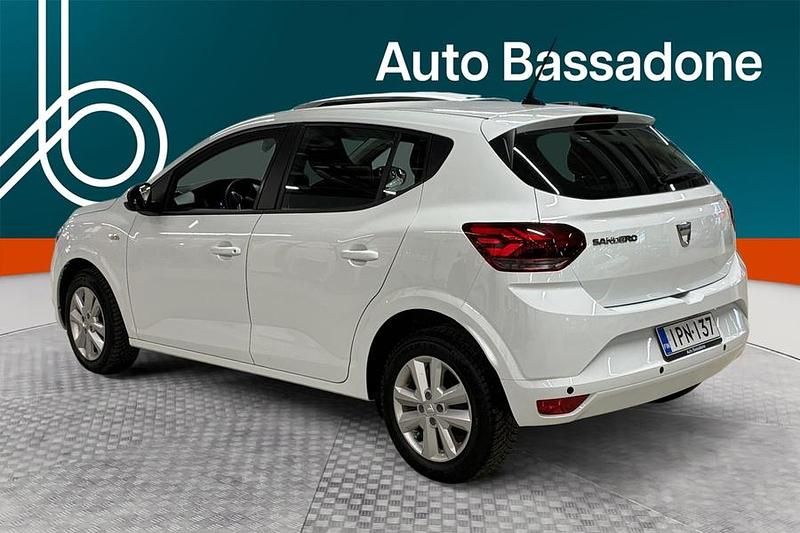 Käytetty Dacia Sandero Comfort 91 HP (66 kW) 2022 Viistoperä