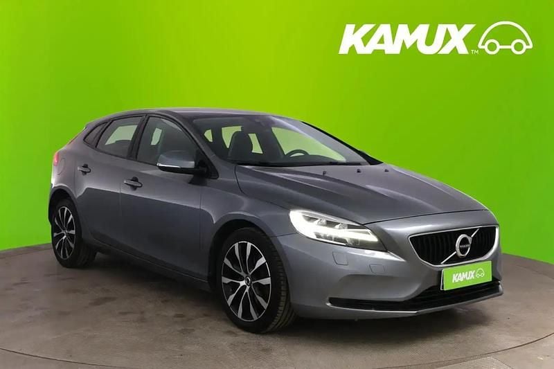 Käytetty Volvo V40 Business Edition 122 HP (89 kW) 2019 Hopea / harmaa Sedan