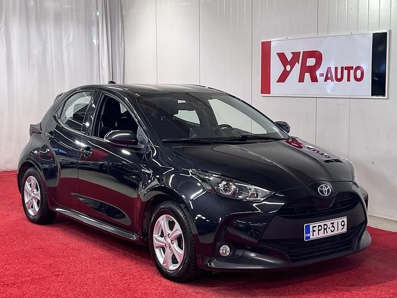 Käytetty 2020 Toyota Yaris Hybrid Active Viistoperä | 12 900 € (Supertarjous) - Kuva 1/4
