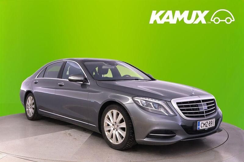 Hopea / harmaa Käytetty 2017 Mercedes S500 Sedan | 24 890 € - Kuva 1/3