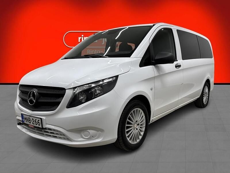 Valkoinen Käytetty 2017 Mercedes Vito Tila-auto | 30 980 € - Kuva 1/3