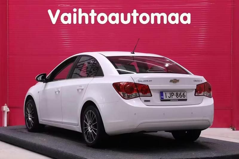Käytetty Chevrolet Cruze LT 141 HP (103 kW) 2011 Sedan