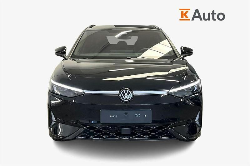 Uusi VW ID.7 GTX 246 kW (335 HP) 2026 Met. musta Farmari