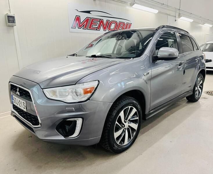 Käytetty Mitsubishi ASX Instyle 150 HP (110 kW) 2014 Katumaasturi