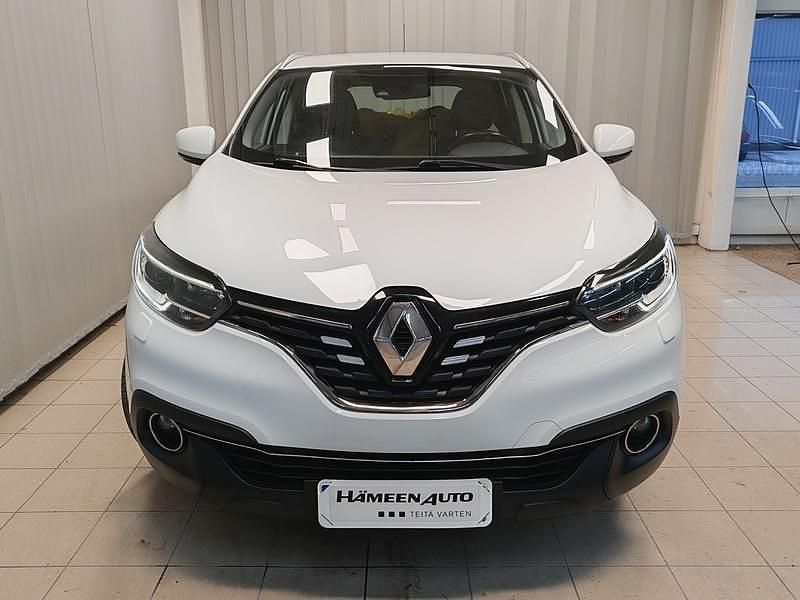Käytetty Renault Kadjar Zen 131 HP (96 kW) 2017 Valkoinen Katumaasturi