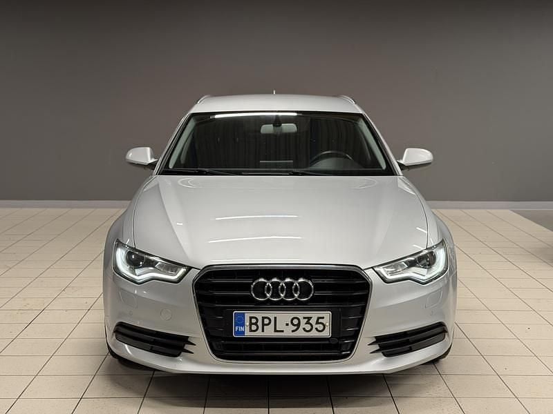 Käytetty Audi A6 Business 177 HP (130 kW) 2012 Farmari