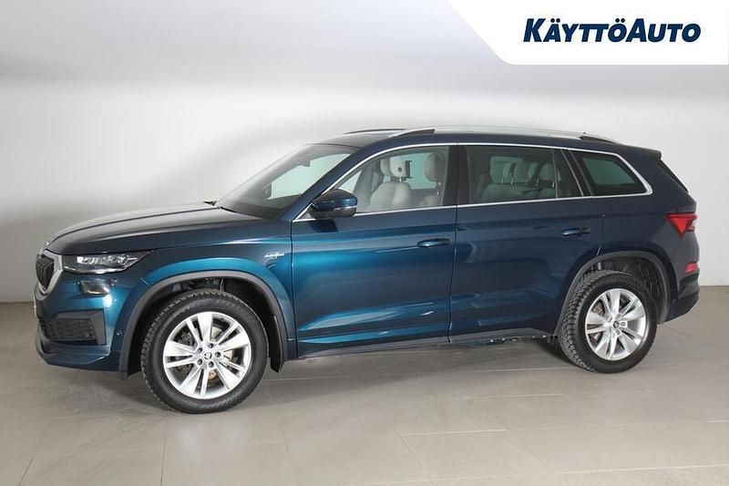 Käytetty Skoda Kodiaq LAURIN & KLEMENT 150 HP (110 kW) 2023 Lava blue, metalli Katumaasturi