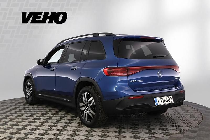 Käytetty Mercedes EQB300 Advanced Plus 167 kW (228 HP) 2025 Sininen Katumaasturi