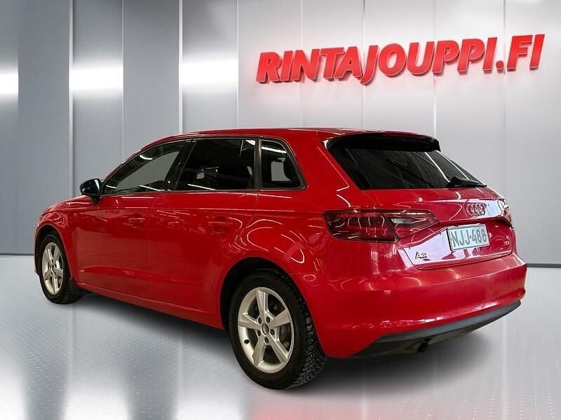 Käytetty Audi A3 Sportback Business 110 HP (80 kW) 2014 Viistoperä