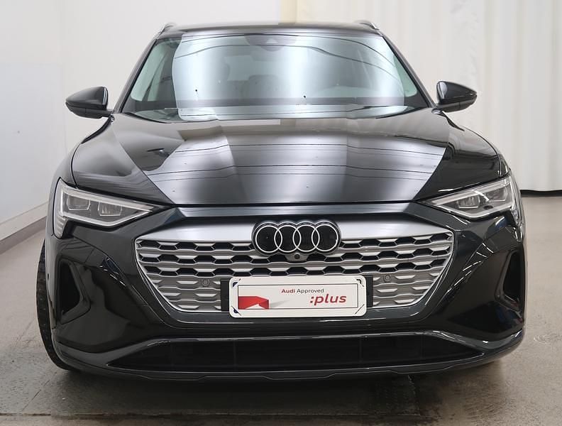 Käytetty Audi e-tron Sportback 250 kW (340 HP) 2023 Musta Katumaasturi