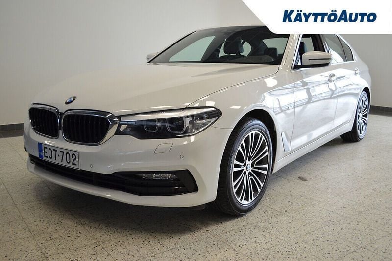 Valkoinen Käytetty 2019 BMW 520 Sport Line Sedan | 21 900 € (Perustarjous) - Kuva 1/4