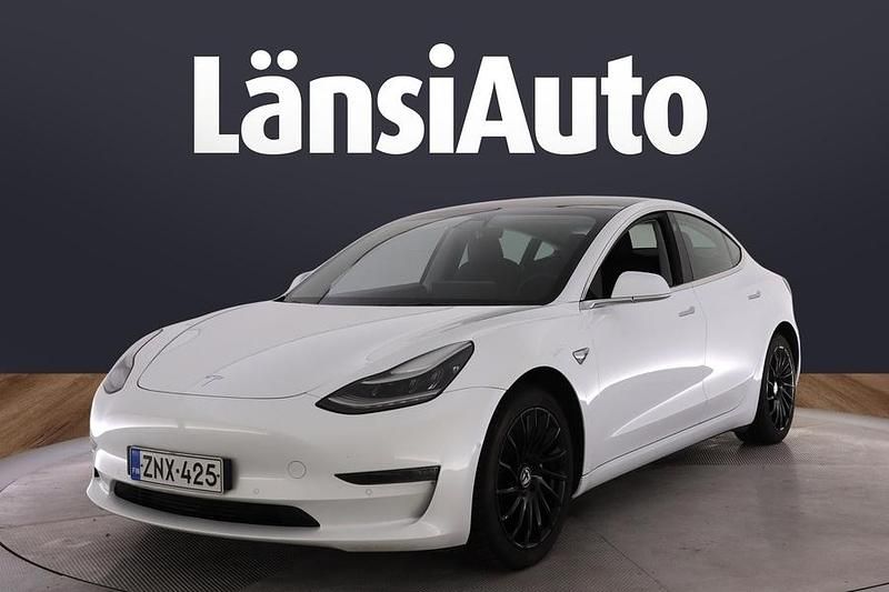 Käytetty 2020 Tesla Model 3 Sedan | 25 370 € (Hyvä tarjous) - Kuva 1/2