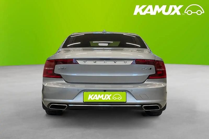 Käytetty Volvo S90 Business Edition 190 HP (139 kW) 2017 Hopea / harmaa Sedan