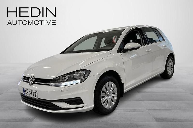 Käytetty VW Golf VII Trendline 86 HP (63 kW) 2018 Valkoinen Viistoperä
