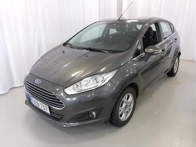 Harmaa Käytetty 2015 Ford Fiesta Titanium Viistoperä | 7 450 € (Perustarjous) - Kuva 1/4