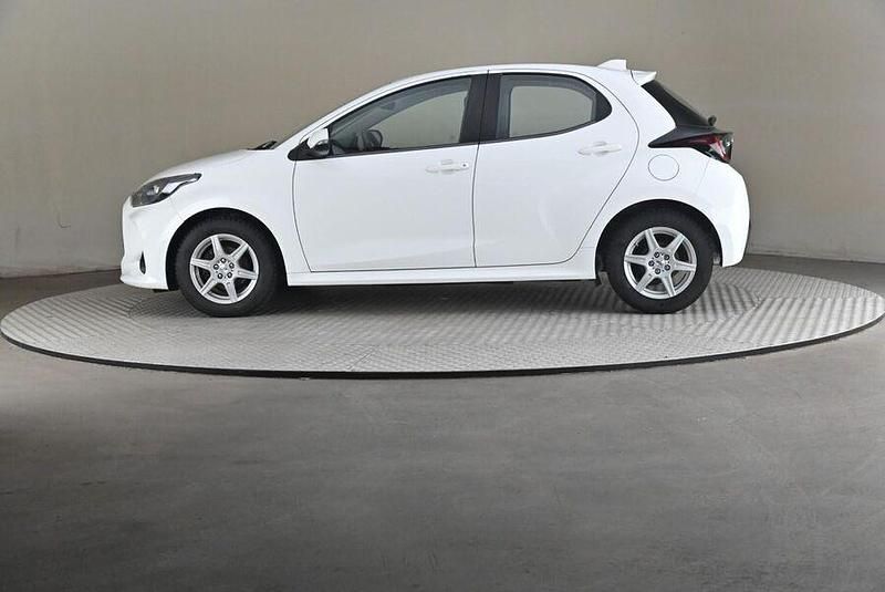 Käytetty Toyota Yaris Life 72 HP (52 kW) 2020 Viistoperä