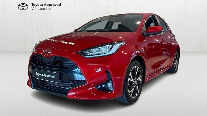 Punainen Käytetty 2024 Toyota Yaris Hybrid Plus Viistoperä | 24 490 € (Perustarjous) - Kuva 1/4