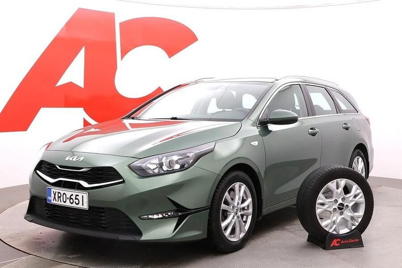 Käytetty Kia Ceed Sportswagon EX 120 HP (88 kW) 2023 Farmari