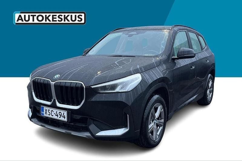 Musta Käytetty 2023 BMW X1 Katumaasturi | 33 900 € (Hyvä tarjous) - Kuva 1/3