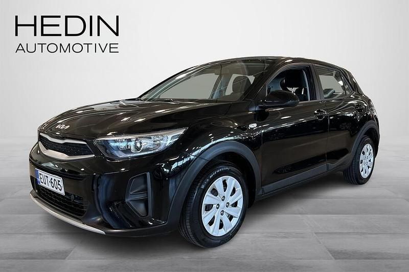 Musta Käytetty 2024 Kia Stonic LX Katumaasturi | 19 490 € (Perustarjous) - Kuva 1/4