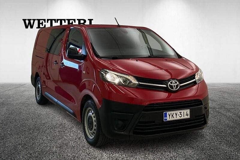 Punainen Käytetty 2022 Toyota Proace Tila-auto | 38 300 € (Perustarjous) - Kuva 1/4