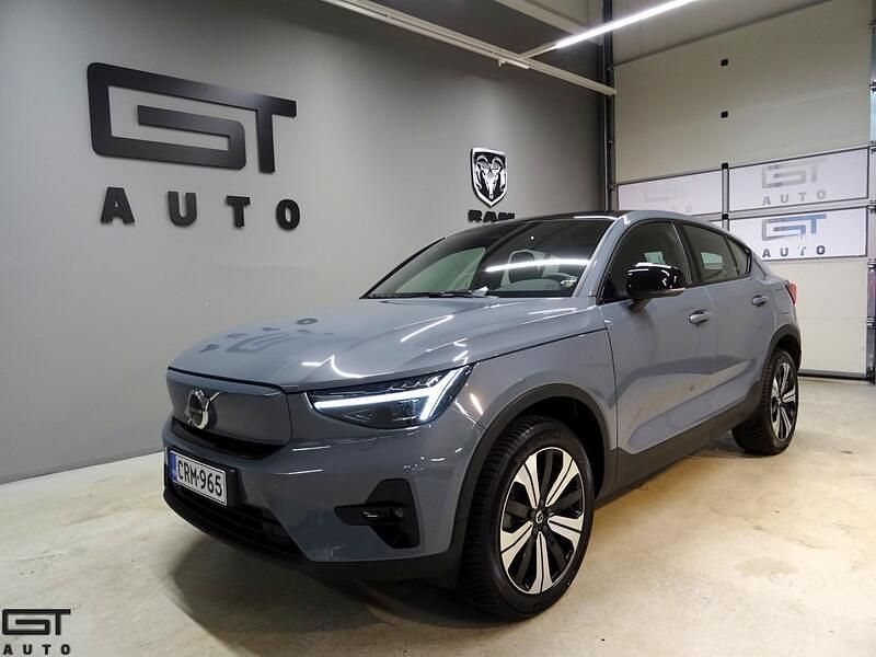 Käytetty 2023 Volvo EC40 Plus Katumaasturi | 34 890 € - Kuva 1/4