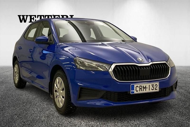 Käytetty Skoda Fabia Ambition 110 HP (80 kW) 2023 Sininen Viistoperä