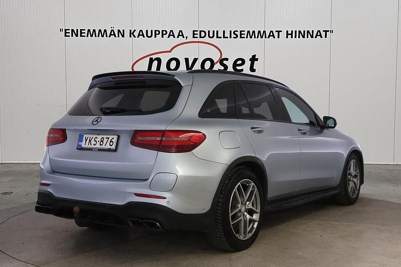 Käytetty Mercedes GLC350 Business 211 HP (155 kW) 2017 Harmaa Katumaasturi
