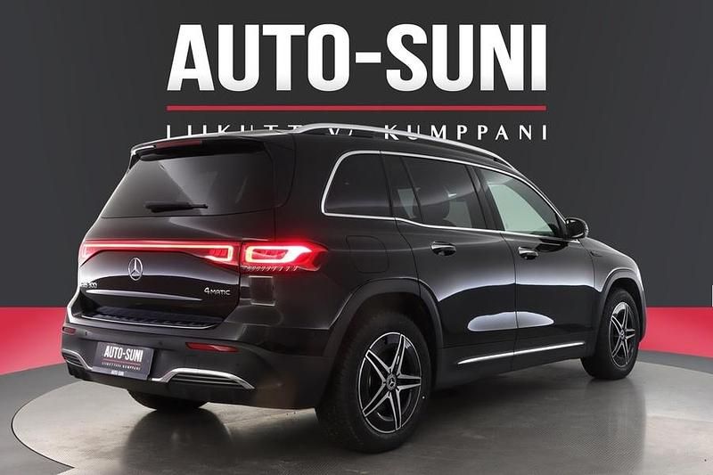 Käytetty Mercedes EQB300 AMG line 167 kW (228 HP) 2022 Katumaasturi