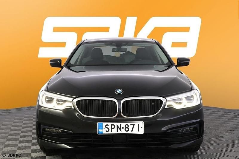 Käytetty BMW 530e Sport Line 252 HP (185 kW) 2020 Sedan